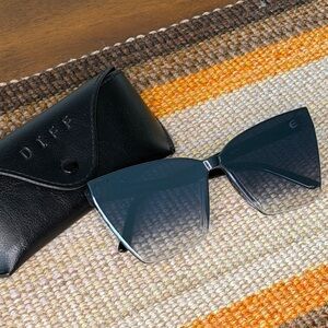 Diff Goldie Black Smoke Flash Sunglasses Mirror Shades Cat Eye Shape Lightweight